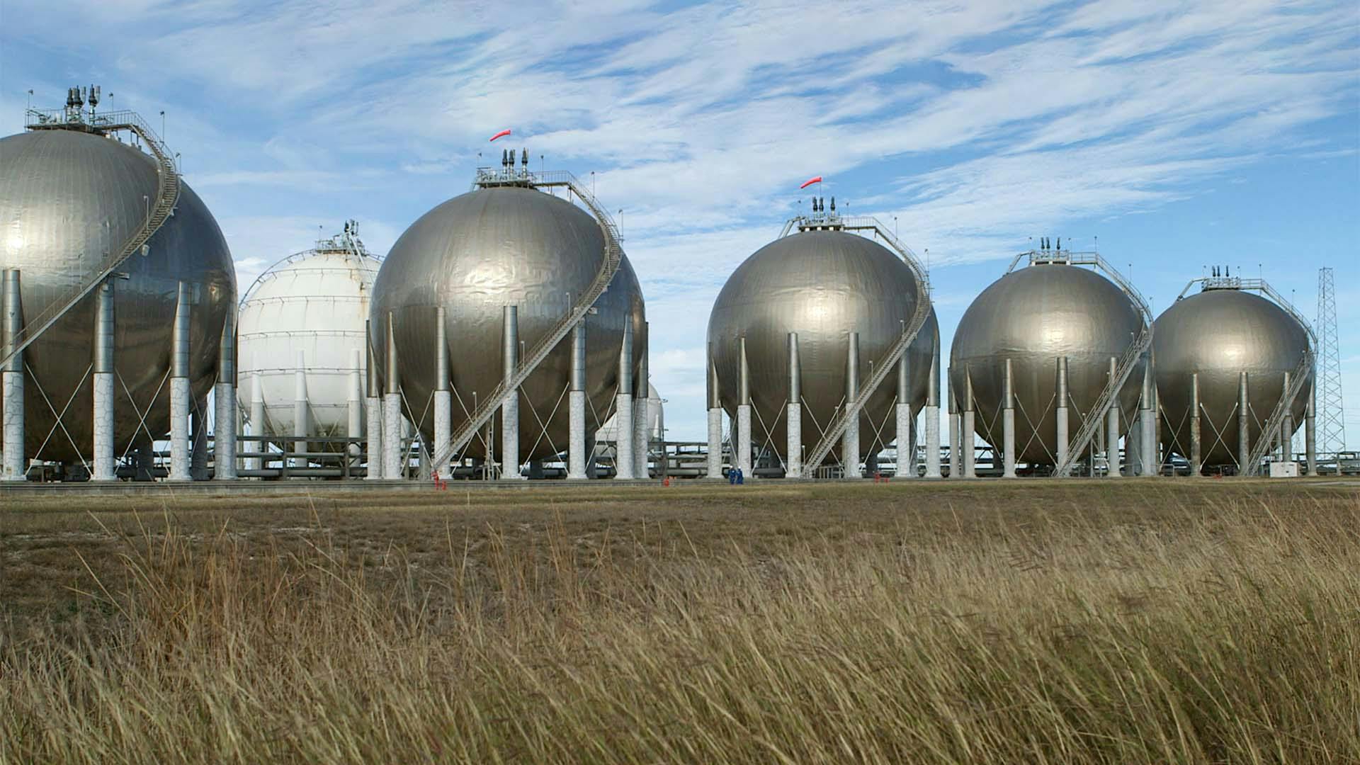 Row of spheres at OxyChem Ingleside Plant